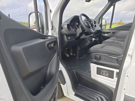 Mercedes-Benz Sprinter 315 1.9 CDI L2 H2 RWD - 150 Pk - Euro 6 - Navi - ParkeerCamera - Cruise Control ActivLease financial lease