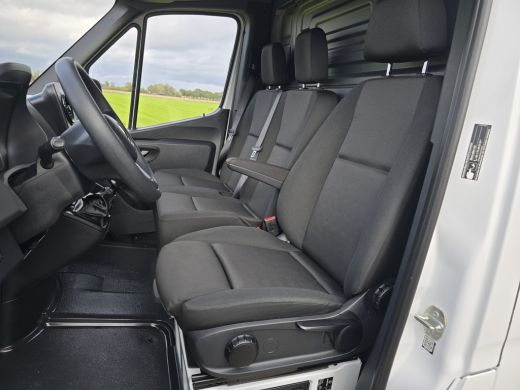 Mercedes-Benz Sprinter 315 1.9 CDI L2 H2 RWD - 150 Pk - Euro 6 - Navi - ParkeerCamera - Cruise Control ActivLease financial lease
