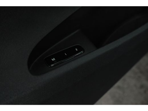 Polestar 2 Long Range Single Motor 78 kWh SOH 95% apple carplay, Climate, ActivLease financial lease