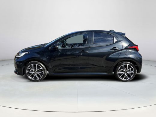 Toyota Yaris 1.5 Hybrid 115 Dynamic ActivLease financial lease