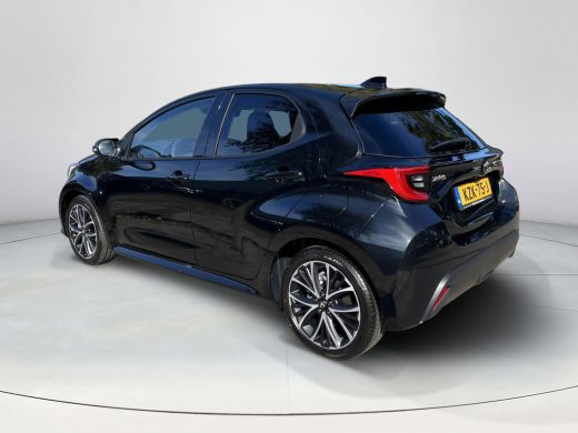Toyota Yaris 1.5 Hybrid 115 Dynamic ActivLease financial lease