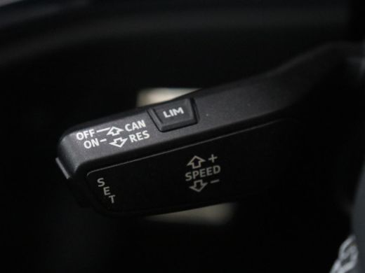 Audi Q3 45 TFSI e S edition SOH 94,1% | S-Line | Navigatie | Parkeerhulp | LED | ActivLease financial lease