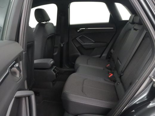 Audi Q3 45 TFSI e S edition SOH 94,1% | S-Line | Navigatie | Parkeerhulp | LED | ActivLease financial lease