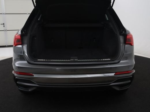 Audi Q3 45 TFSI e S edition SOH 94,1% | S-Line | Navigatie | Parkeerhulp | LED | ActivLease financial lease