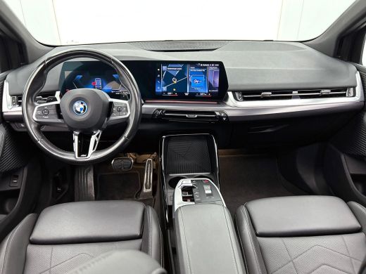 BMW 2 Serie Active Tourer 225e xDrive M-SPORT | PANO | SHADOW-LINE | CAMERA ActivLease financial lease