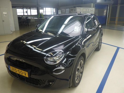 Fiat 600e La Prima 54 kWh | Navigatie | Stoelverwarming | Elektr. Achterklep | Dodehoekdetectie | !! ActivLease financial lease