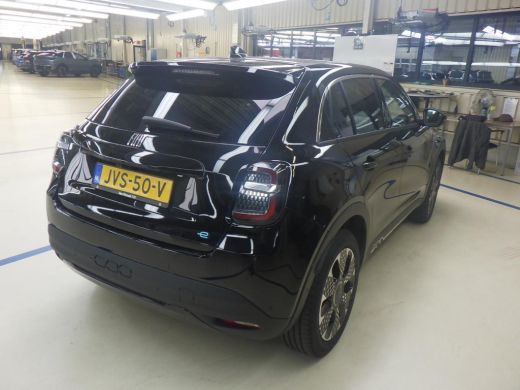 Fiat 600e La Prima 54 kWh | Navigatie | Stoelverwarming | Elektr. Achterklep | Dodehoekdetectie | !! ActivLease financial lease