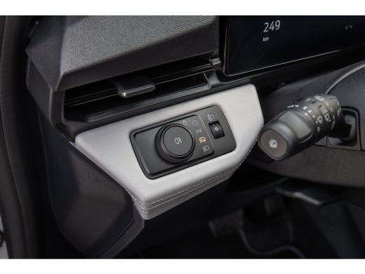 Ford Puma Gen-E 44 kWh | Camera | Stoel/stuur/voorruit verwarming | Apple Carplay/Android Auto | Full-LED | Digit... ActivLease financial lease