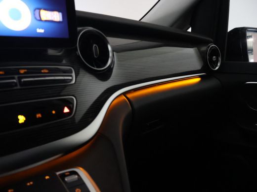 Mercedes-Benz V-Klasse 300D 239 PK DUBBEL CABINE AVANTGARDE NIGHT | LEDER | TREKHAAK | 360 CAMERA ActivLease financial lease