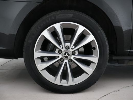 Mercedes-Benz V-Klasse 300D 239 PK DUBBEL CABINE AVANTGARDE NIGHT | LEDER | TREKHAAK | 360 CAMERA ActivLease financial lease