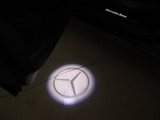 Mercedes-Benz V-Klasse 300D 239 PK DUBBEL CABINE AVANTGARDE NIGHT | LEDER | TREKHAAK | 360 CAMERA ActivLease financial lease
