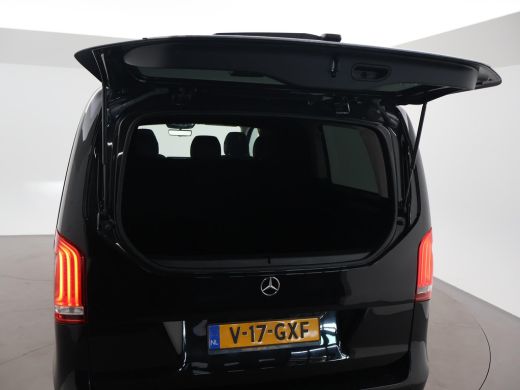 Mercedes-Benz V-Klasse 300D 239 PK DUBBEL CABINE AVANTGARDE NIGHT | LEDER | TREKHAAK | 360 CAMERA ActivLease financial lease