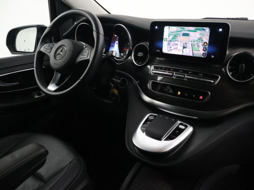 Mercedes-Benz V-Klasse 300D 239 PK DUBBEL CABINE AVANTGARDE NIGHT | LEDER | TREKHAAK | 360 CAMERA ActivLease financial lease