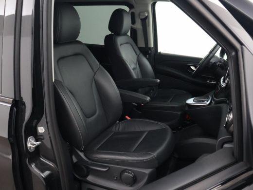 Mercedes-Benz V-Klasse 300D 239 PK DUBBEL CABINE AVANTGARDE NIGHT | LEDER | TREKHAAK | 360 CAMERA ActivLease financial lease