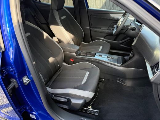 Opel Mokka 1.2 hybrid automaat 145pk | CAMERA ACHTER| PARKEERSESNOREN V&A| APPLE CARPLAY/ANDROID AUTO| CLIMA... ActivLease financial lease