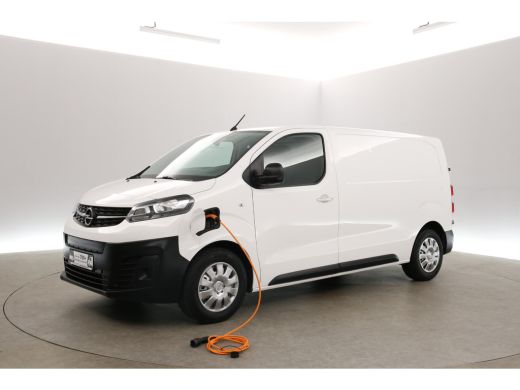 Opel Vivaro-e 75 kWh L2H1 Long Range | Snelladen | SOH 91% | Airco | Cruise | Camera | Carplay | 3 Zits | Trekhaak ActivLease financial lease