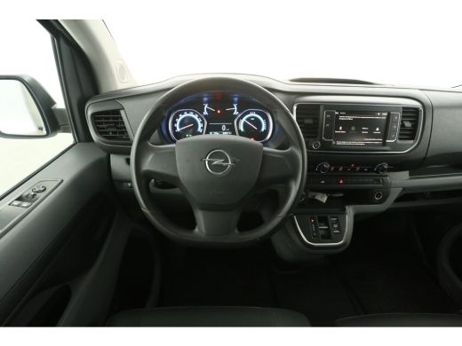 Opel Vivaro-e 75 kWh L2H1 Long Range | Snelladen | SOH 91% | Airco | Cruise | Camera | Carplay | 3 Zits | Trekhaak ActivLease financial lease