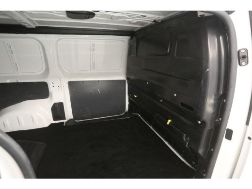 Opel Vivaro-e 75 kWh L2H1 Long Range | Snelladen | SOH 91% | Airco | Cruise | Camera | Carplay | 3 Zits | Trekhaak ActivLease financial lease