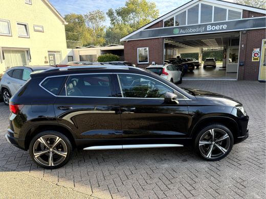 Seat Ateca 1.5 TSI Xperience Business Intense Panoramadak, Trekhaak, 19''Lmv ActivLease financial lease