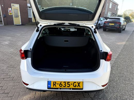 Seat Leon Sportstourer 1.0 TSI Style Business Intense Camera, Trekhaak, Virt.Dash ActivLease financial lease