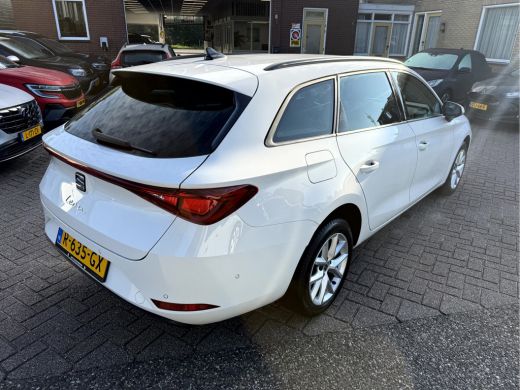 Seat Leon Sportstourer 1.0 TSI Style Business Intense Camera, Trekhaak, Virt.Dash ActivLease financial lease