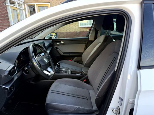 Seat Leon Sportstourer 1.0 TSI Style Business Intense Camera, Trekhaak, Virt.Dash ActivLease financial lease