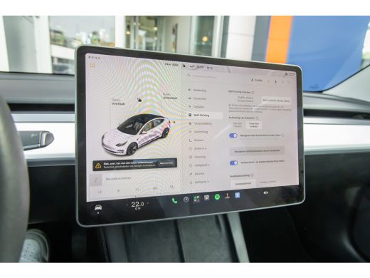Tesla Model 3 Long Range AWD 75 kWh | Panoramadak | Voorstoelen verwarmd | Dodehoek detectie | Keyless | Cruise... ActivLease financial lease
