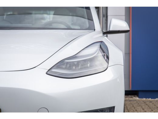 Tesla Model 3 Long Range AWD 75 kWh | Panoramadak | Voorstoelen verwarmd | Dodehoek detectie | Keyless | Cruise... ActivLease financial lease