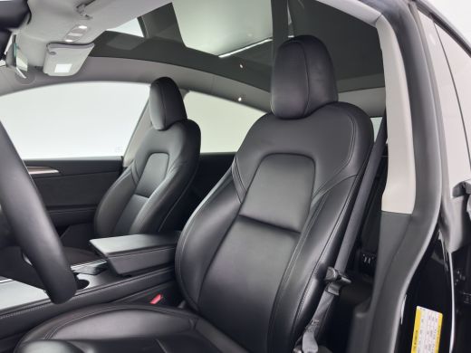 Tesla Model Y Long Range AWD 75 kWh (3-Fase-11kW) {SoH-87%} (INCL-BTW) Aut. *PANO | AUTO-PILOT | LEATHER | NAVI... ActivLease financial lease