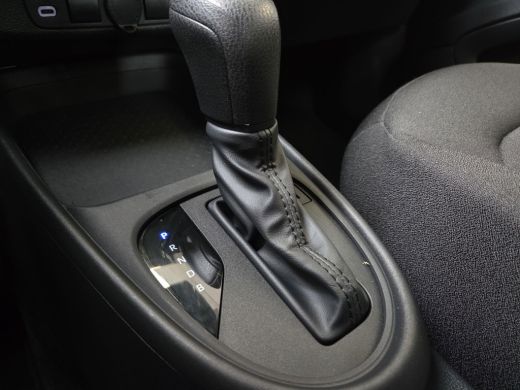 Toyota Aygo X Hybrid 115 play Automaat | Apple CarPlay | Rijklaar incl. garantie | ActivLease financial lease
