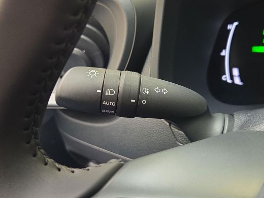Toyota Aygo X Hybrid 115 play Automaat | Apple CarPlay | Rijklaar incl. garantie | ActivLease financial lease