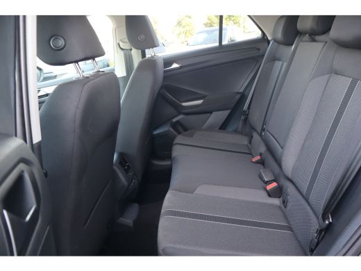 Volkswagen T-Roc 1.5 TSI Life Edition 150PK TREKHAAK | Achteruitrijcamera | Airco | Cruise control adaptief ActivLease financial lease