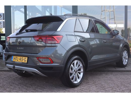 Volkswagen T-Roc 1.5 TSI Life Edition 150PK TREKHAAK | Achteruitrijcamera | Airco | Cruise control adaptief ActivLease financial lease