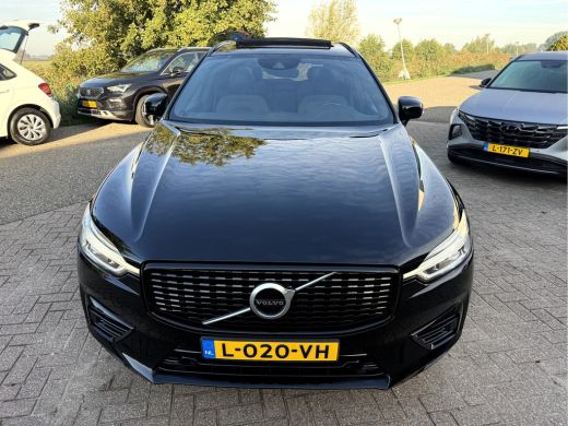 Volvo  XC60 2.0 Recharge T6 AWD R-Design Panoramadak, Camera, 19''Lmv ActivLease financial lease