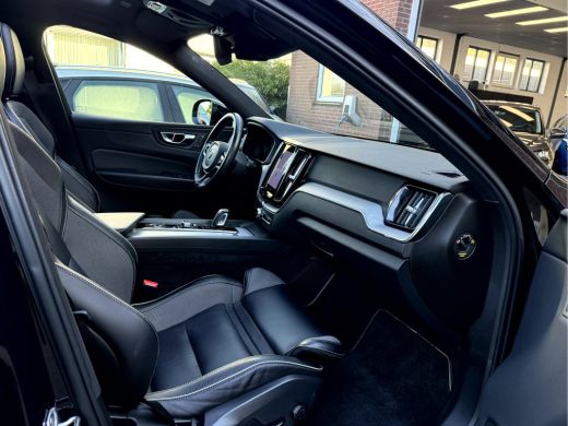 Volvo  XC60 2.0 Recharge T6 AWD R-Design Panoramadak, Camera, 19''Lmv ActivLease financial lease