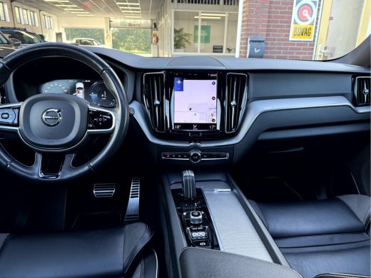 Volvo  XC60 2.0 Recharge T6 AWD R-Design Panoramadak, Camera, 19''Lmv ActivLease financial lease