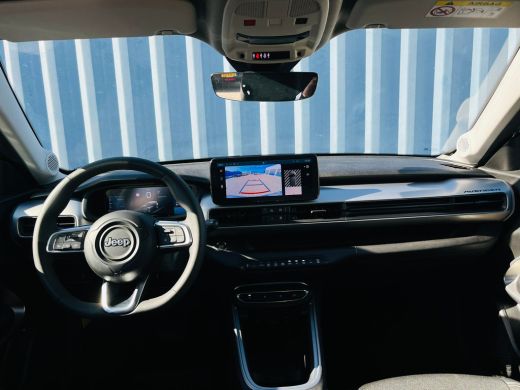 Jeep Avenger Summit 54 kWh | Achteruitrijcamera | Airco (automatisch) | Apple Carplay/Android Auto|telefoonint... ActivLease financial lease