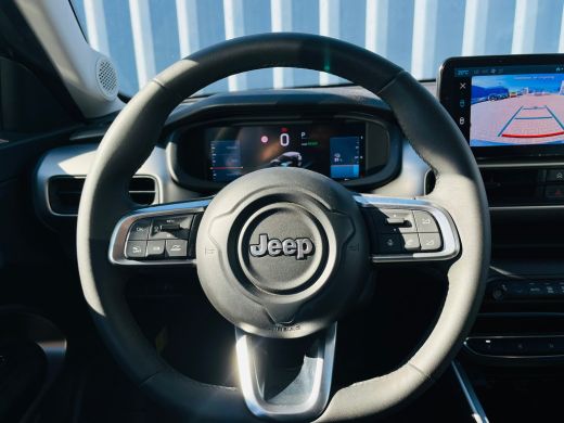 Jeep Avenger Summit 54 kWh | Achteruitrijcamera | Airco (automatisch) | Apple Carplay/Android Auto|telefoonint... ActivLease financial lease