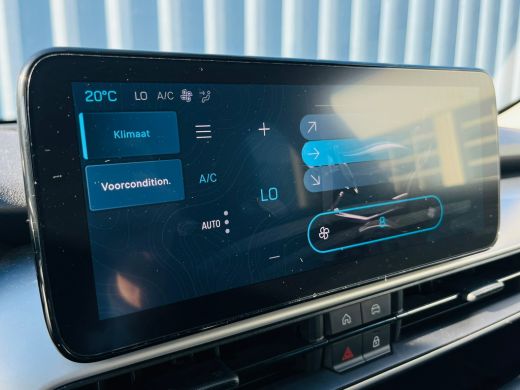 Jeep Avenger Summit 54 kWh | Achteruitrijcamera | Airco (automatisch) | Apple Carplay/Android Auto|telefoonint... ActivLease financial lease