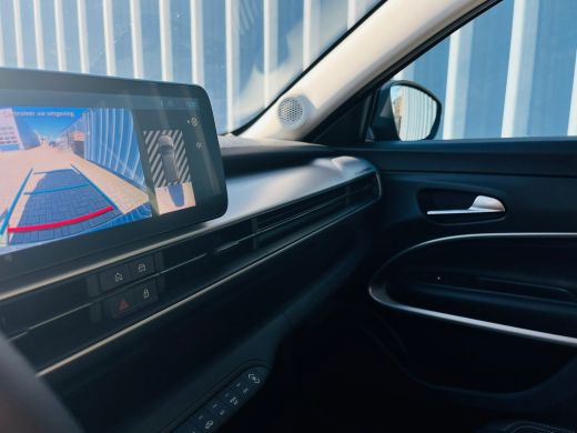 Jeep Avenger Summit 54 kWh | Achteruitrijcamera | Airco (automatisch) | Apple Carplay/Android Auto|telefoonint... ActivLease financial lease