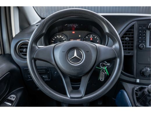 Mercedes-Benz Vito 111 CDI | Volledig ingericht | 3-Zits | Camera | Navi | Airco ActivLease financial lease