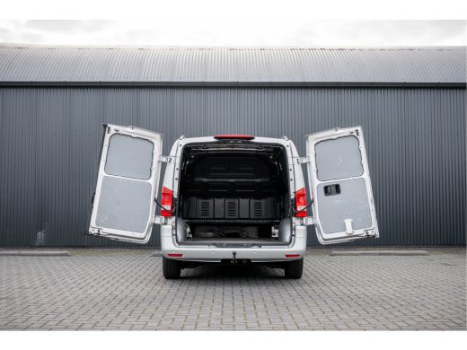 Mercedes-Benz Vito 114 CDI L2H1 | 140PK | Automaat | Camera | Cruise | 1e Eigenaar | PDC | Zijschuifdeur L+R | Clima... ActivLease financial lease