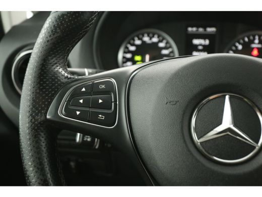 Mercedes-Benz Vito 116 CDI Extra Lang | Automaat | Clima | Camera | Cruise | 3 Zits | Trekhaak | Navi | Carplay | LED ActivLease financial lease