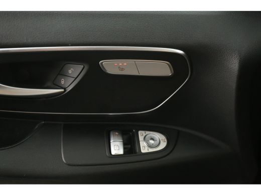Mercedes-Benz Vito 116 CDI Extra Lang | Automaat | Clima | Camera | Cruise | 3 Zits | Trekhaak | Navi | Carplay | LED ActivLease financial lease