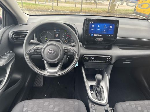 Toyota Yaris 1.5 Hybrid 115 Comfort **ADAPTIEF CRUISE CONTROL/ PARKEERCAMERA/ CLIMATE CONTROL** ActivLease financial lease