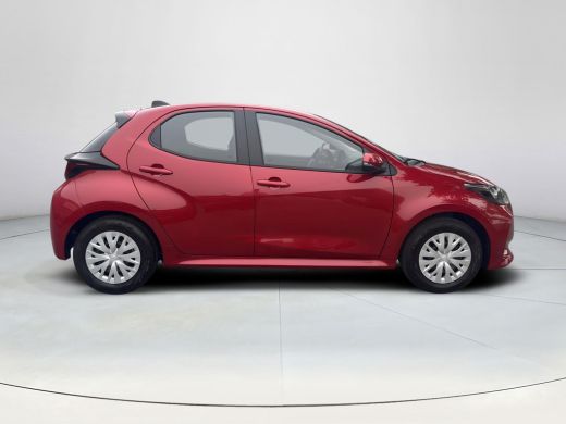 Toyota Yaris 1.5 Hybrid 115 Comfort **ADAPTIEF CRUISE CONTROL/ PARKEERCAMERA/ CLIMATE CONTROL** ActivLease financial lease