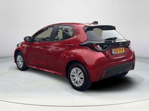 Toyota Yaris 1.5 Hybrid 115 Comfort **ADAPTIEF CRUISE CONTROL/ PARKEERCAMERA/ CLIMATE CONTROL** ActivLease financial lease