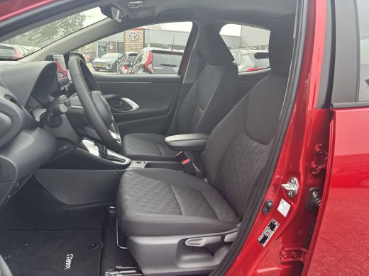 Toyota Yaris 1.5 Hybrid 115 Comfort **ADAPTIEF CRUISE CONTROL/ PARKEERCAMERA/ CLIMATE CONTROL** ActivLease financial lease