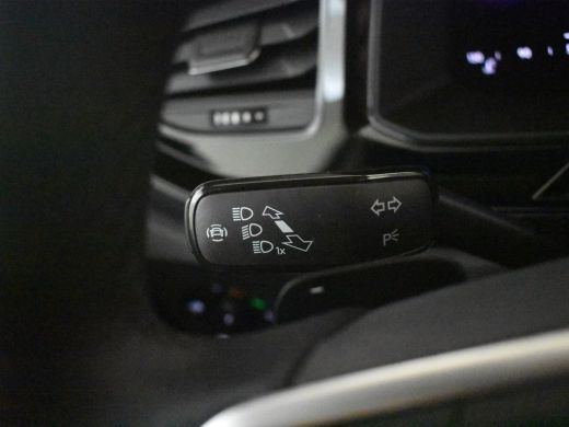 Volkswagen Polo Life Edition 1.0 TSI 7-DSG Auto | Camera | Cr. Contr Adapt | StoelVerwarm. | Apple carplay Androi... ActivLease financial lease