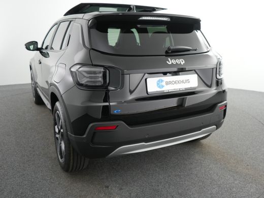 Jeep Avenger Summit 54 Kwh | 10,25 inch digitaal configureerbaar instrumentenpaneel | 10,25" Infotainment met ... ActivLease financial lease